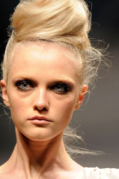 Look 23